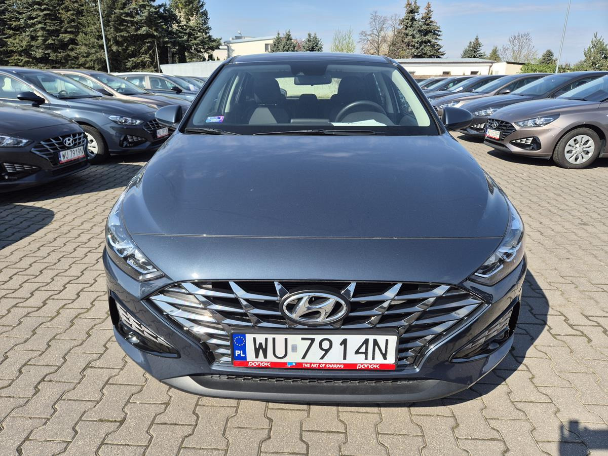 HYUNDAI I30 HATCHBACK - Voiture à hayon: photos 3 HYUNDAI I30 HATCHBACK - Voiture à hayon: photos 3