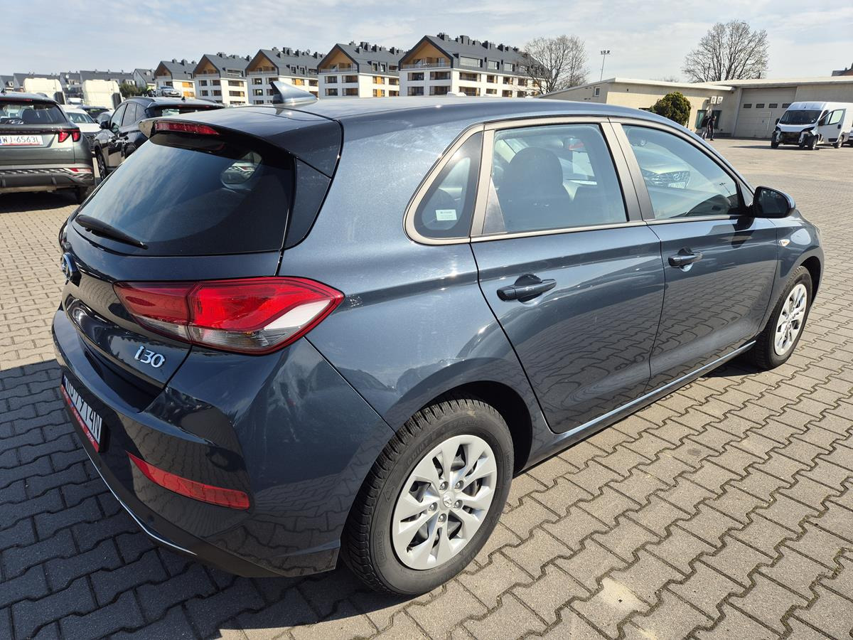 HYUNDAI I30 HATCHBACK - Voiture à hayon: photos 4 HYUNDAI I30 HATCHBACK - Voiture à hayon: photos 4
