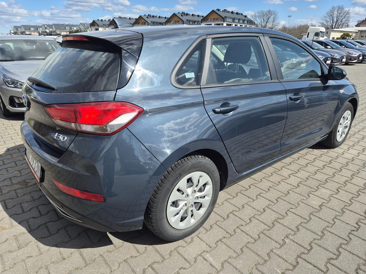 HYUNDAI I30 HATCHBACK - Voiture à hayon: photos 4 HYUNDAI I30 HATCHBACK - Voiture à hayon: photos 4