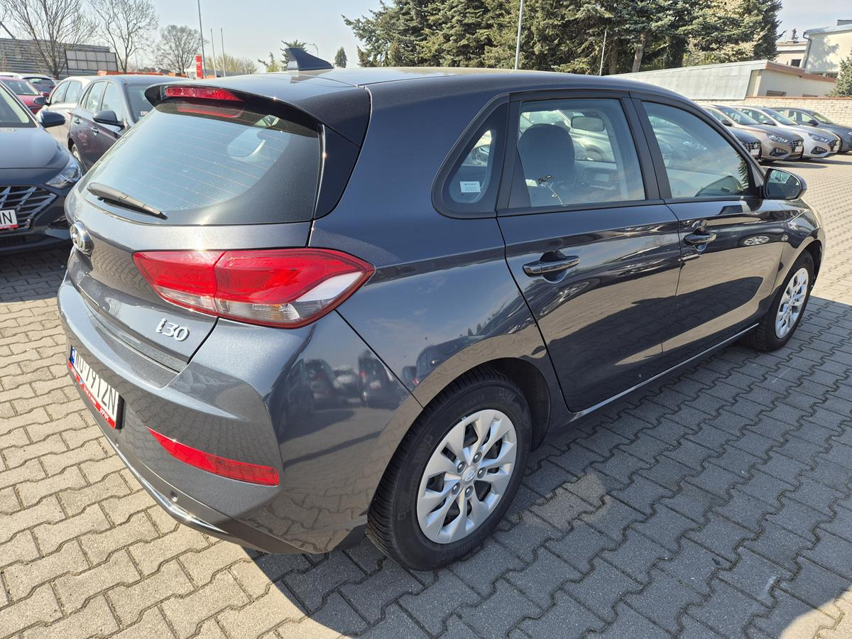 HYUNDAI I30 HATCHBACK - Voiture à hayon: photos 4 HYUNDAI I30 HATCHBACK - Voiture à hayon: photos 4