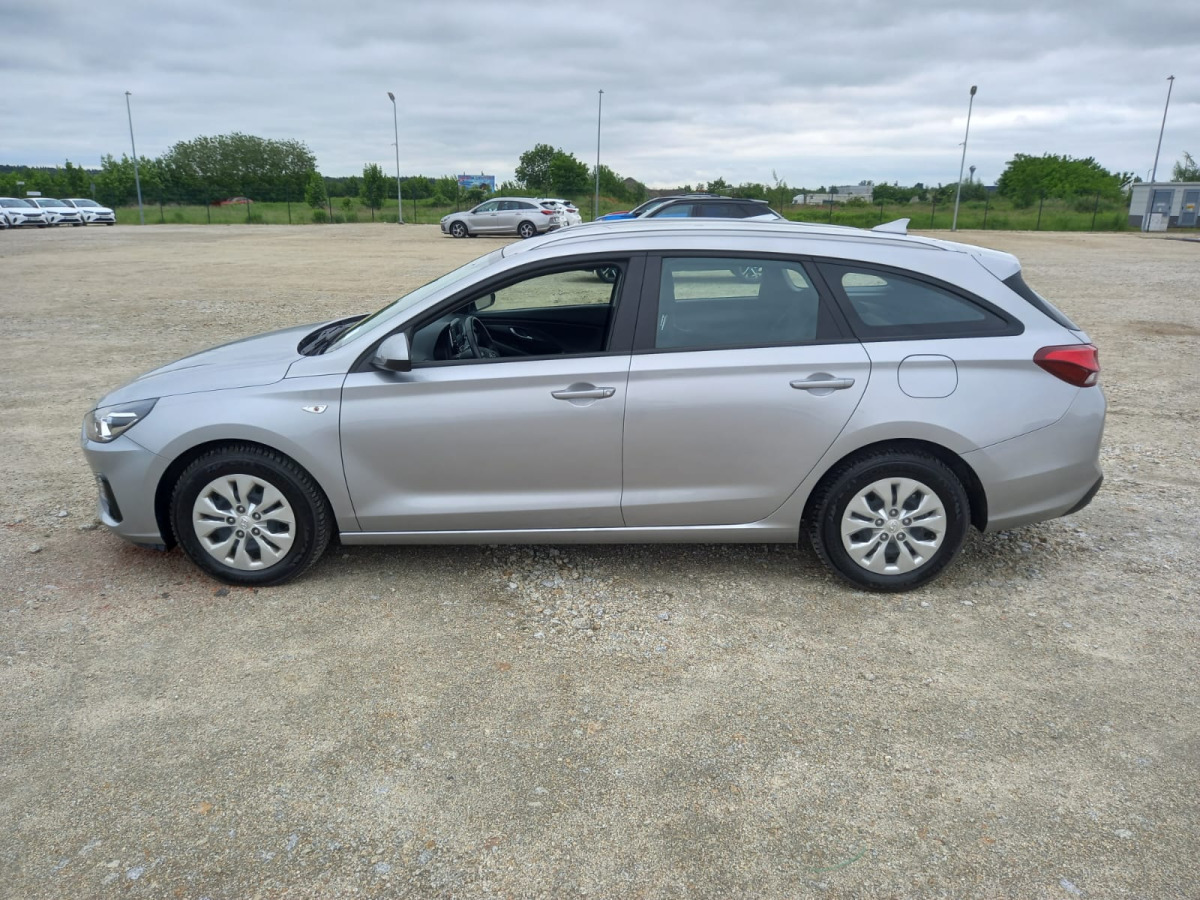 HYUNDAI I30 SUV - SUV: photos 5 HYUNDAI I30 SUV - SUV: photos 5