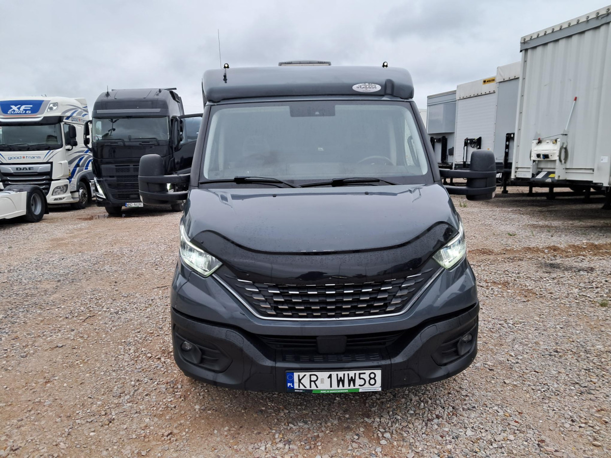 IVECO 35S18 AUTOLAWETA - Remorqueuse: photos 2 IVECO 35S18 AUTOLAWETA - Remorqueuse: photos 2