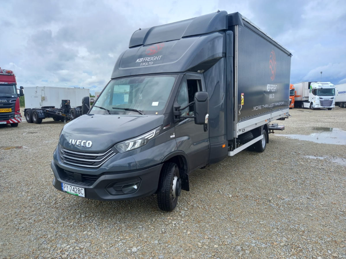 IVECO 70C18 PLANDEKA Z WINDĄ - Véhicule utilitaire plateau baché: photos 2 IVECO 70C18 PLANDEKA Z WINDĄ - Véhicule utilitaire plateau baché: photos 2