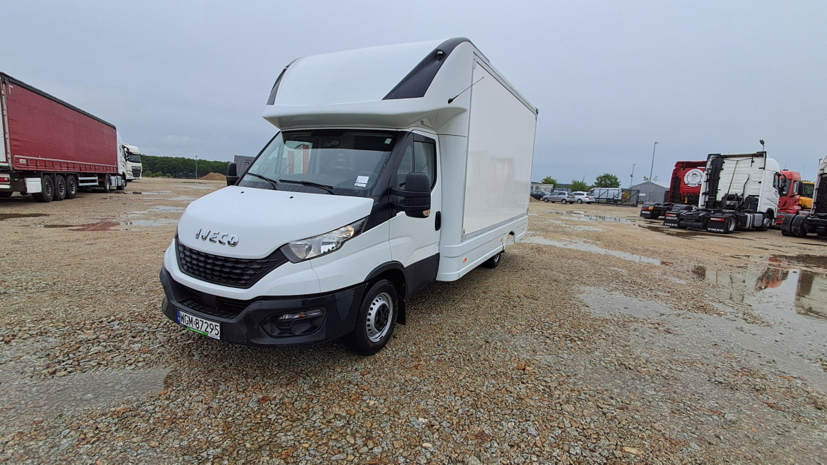 IVECO DAILY KONTENER - Fourgon: photos 3 IVECO DAILY KONTENER - Fourgon: photos 3