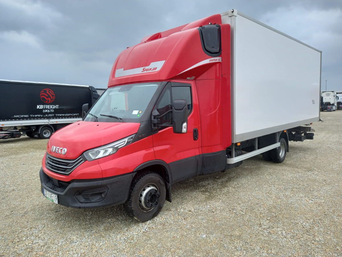 IVECO DAILY KONTENER Z WINDĄ - Camion fourgon: photos 3 IVECO DAILY KONTENER Z WINDĄ - Camion fourgon: photos 3