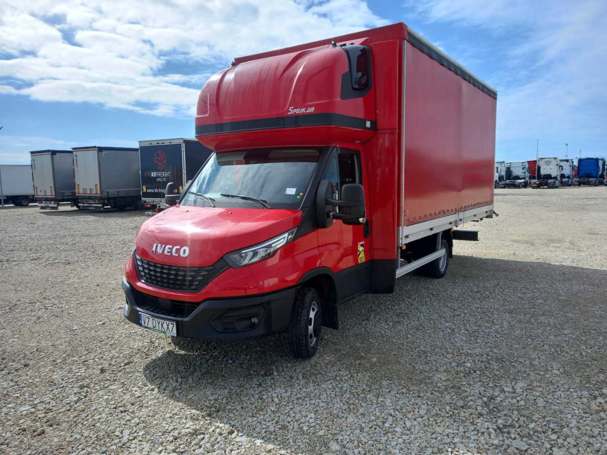 IVECO DAILY PLANDEKA - Véhicule utilitaire plateau baché: photos 4 IVECO DAILY PLANDEKA - Véhicule utilitaire plateau baché: photos 4