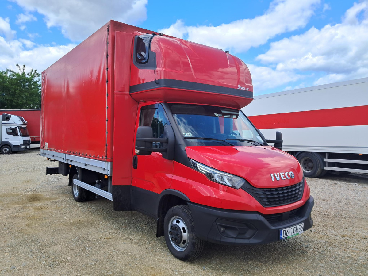 IVECO DAILY PLANDEKA - Véhicule utilitaire plateau baché: photos 1 IVECO DAILY PLANDEKA - Véhicule utilitaire plateau baché: photos 1