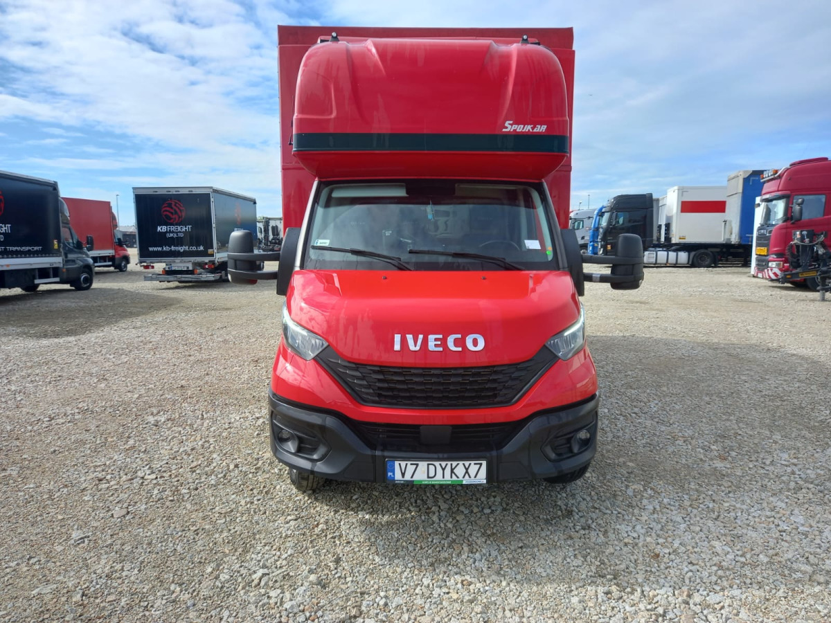 IVECO DAILY PLANDEKA - Véhicule utilitaire plateau baché: photos 2 IVECO DAILY PLANDEKA - Véhicule utilitaire plateau baché: photos 2