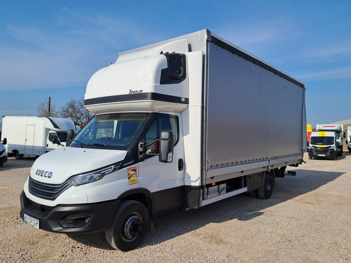 IVECO DAILY PLANDEKA Z WINDĄ - Véhicule utilitaire plateau baché: photos 2 IVECO DAILY PLANDEKA Z WINDĄ - Véhicule utilitaire plateau baché: photos 2