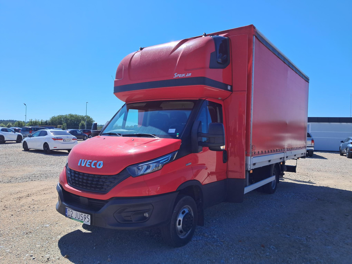 IVECO/JUSAM STANISŁAWJURKOWSKI 50C18/JU06 PLANDEKA - Véhicule utilitaire plateau baché: photos 3 IVECO/JUSAM STANISŁAWJURKOWSKI 50C18/JU06 PLANDEKA - Véhicule utilitaire plateau baché: photos 3