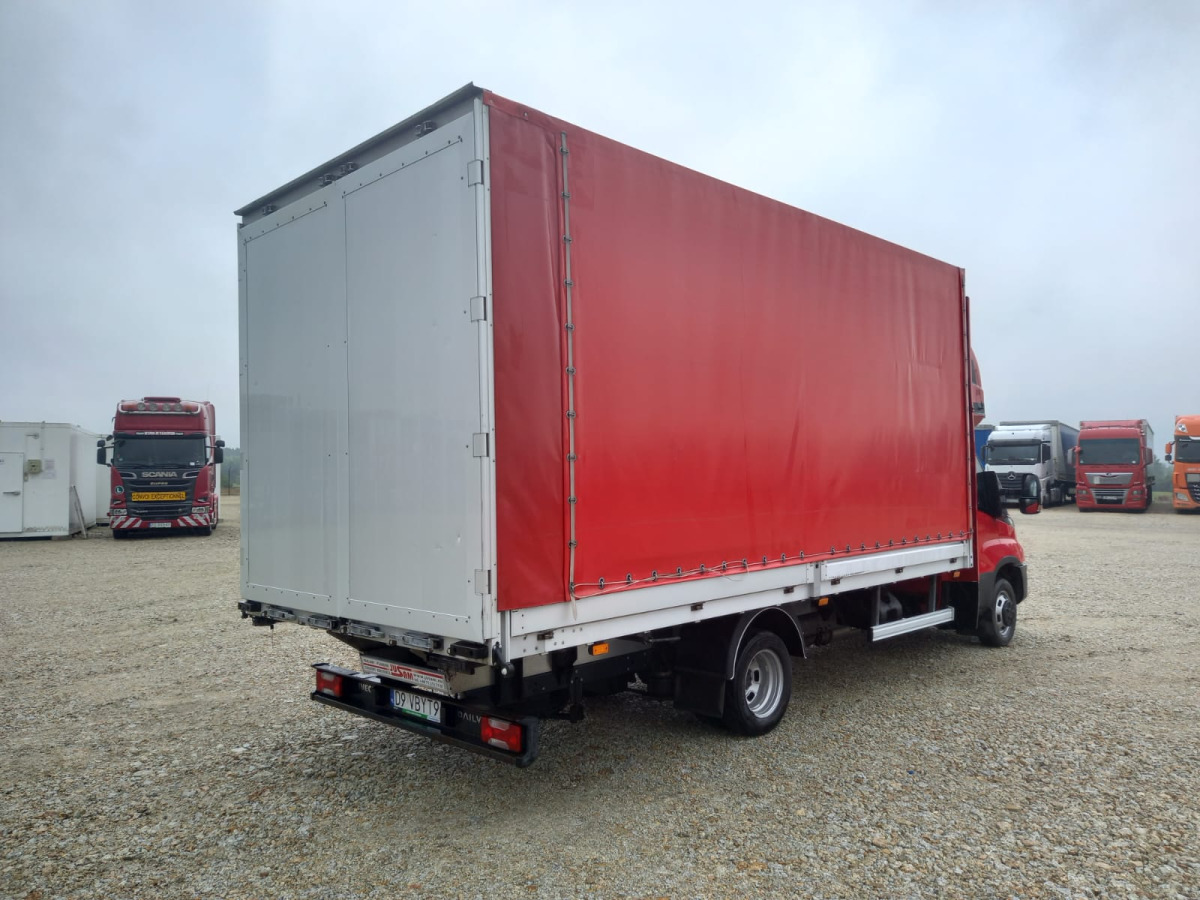 IVECO/JUSAM STANISŁAWJURKOWSKI 50C18/JU06 PLANDEKA - Véhicule utilitaire plateau baché: photos 5 IVECO/JUSAM STANISŁAWJURKOWSKI 50C18/JU06 PLANDEKA - Véhicule utilitaire plateau baché: photos 5
