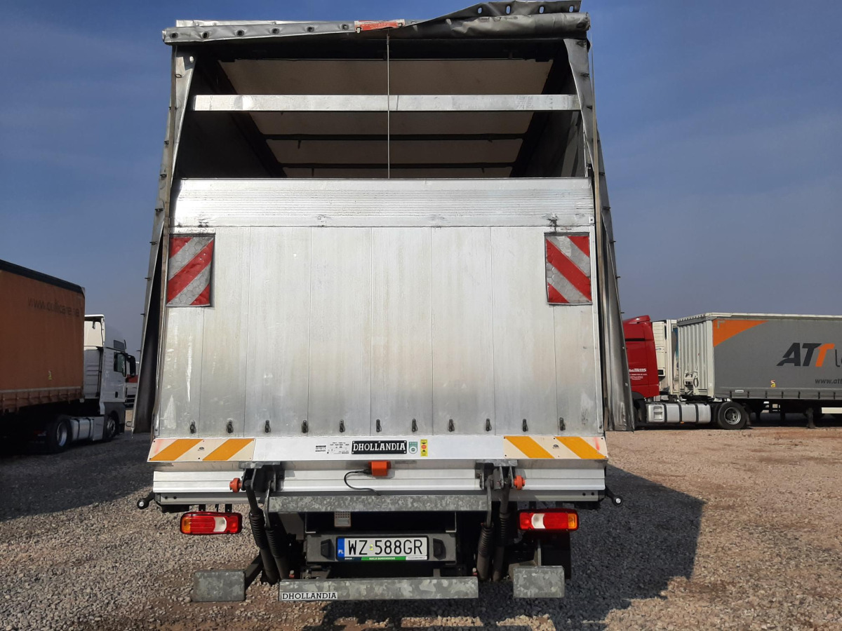 IVECO/JUSAM STANISŁAWJURKOWSKI 70C18/JU06 PLANDEKA Z WINDĄ - Véhicule utilitaire plateau baché: photos 4 IVECO/JUSAM STANISŁAWJURKOWSKI 70C18/JU06 PLANDEKA Z WINDĄ - Véhicule utilitaire plateau baché: photos 4