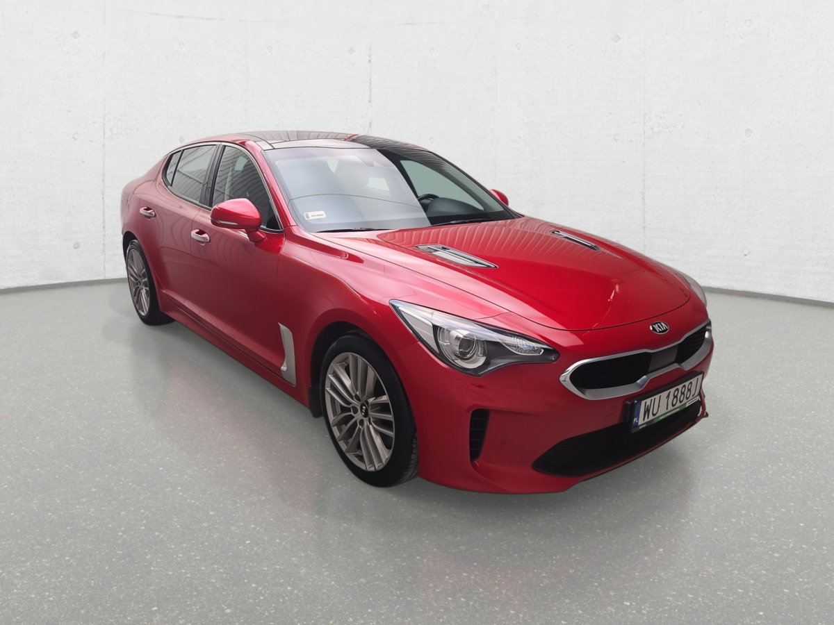 KIA STINGER LIFTBACK - Voiture: photos 2 KIA STINGER LIFTBACK - Voiture: photos 2