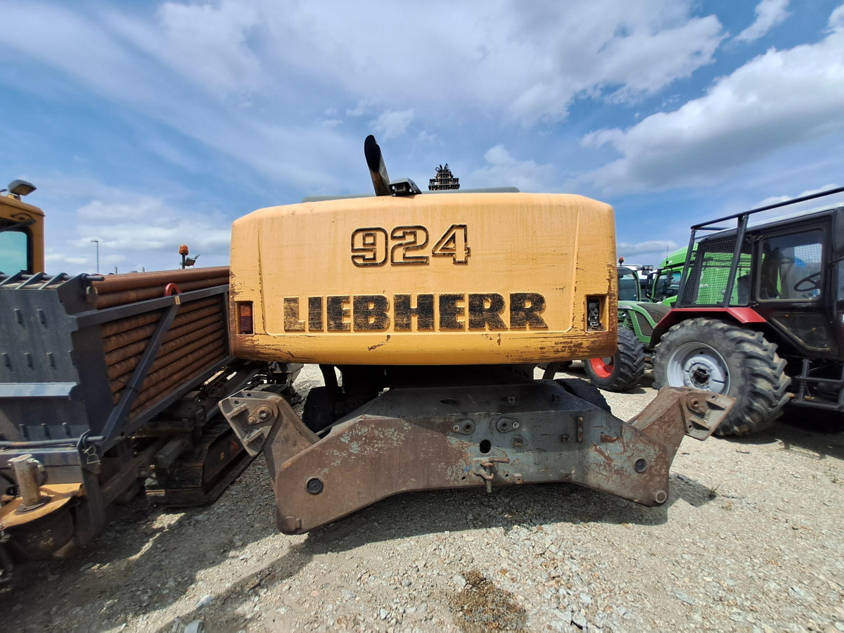 Koparka kołowa – LIEBHERR A 924 C LITRONIC – 2011 – 20 177 h – prace ziemne - Pelle de manutention: photos 4 Koparka kołowa – LIEBHERR A 924 C LITRONIC – 2011 – 20 177 h – prace ziemne - Pelle de manutention: photos 4