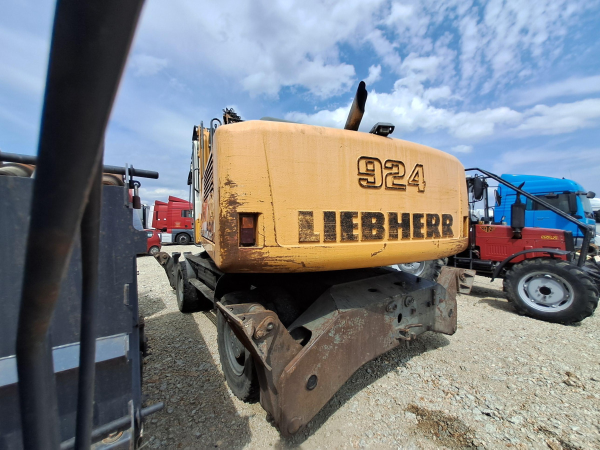 Koparka kołowa – LIEBHERR A 924 C LITRONIC – 2011 – 20 177 h – prace ziemne - Pelle de manutention: photos 3 Koparka kołowa – LIEBHERR A 924 C LITRONIC – 2011 – 20 177 h – prace ziemne - Pelle de manutention: photos 3