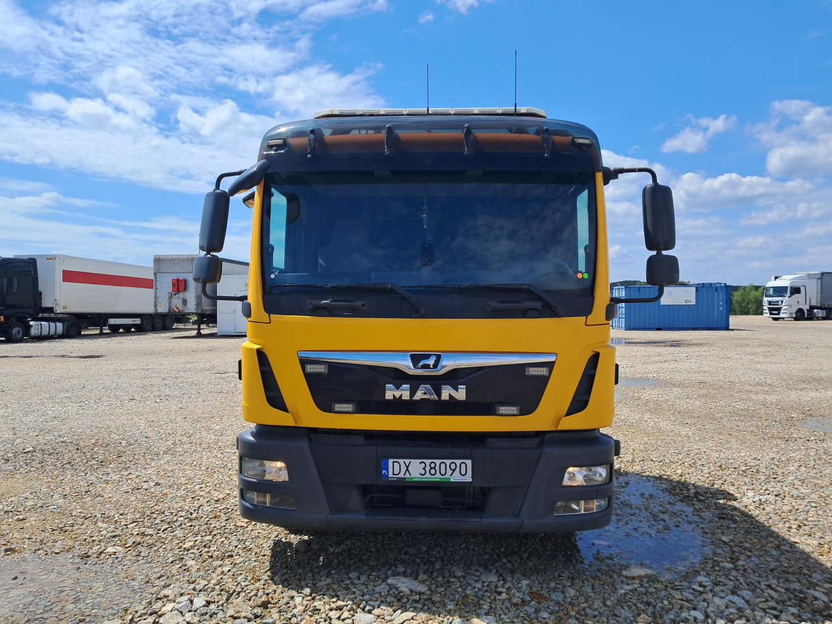 MAN TGL 12.250 4X2 BL AUTOLAWETA - Remorqueuse: photos 3 MAN TGL 12.250 4X2 BL AUTOLAWETA - Remorqueuse: photos 3