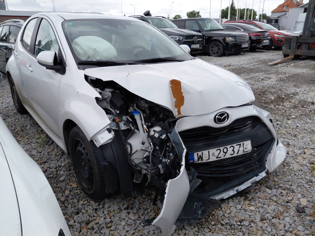 MAZDA 2 HATCHBACK - Voiture à hayon: photos 1 MAZDA 2 HATCHBACK - Voiture à hayon: photos 1