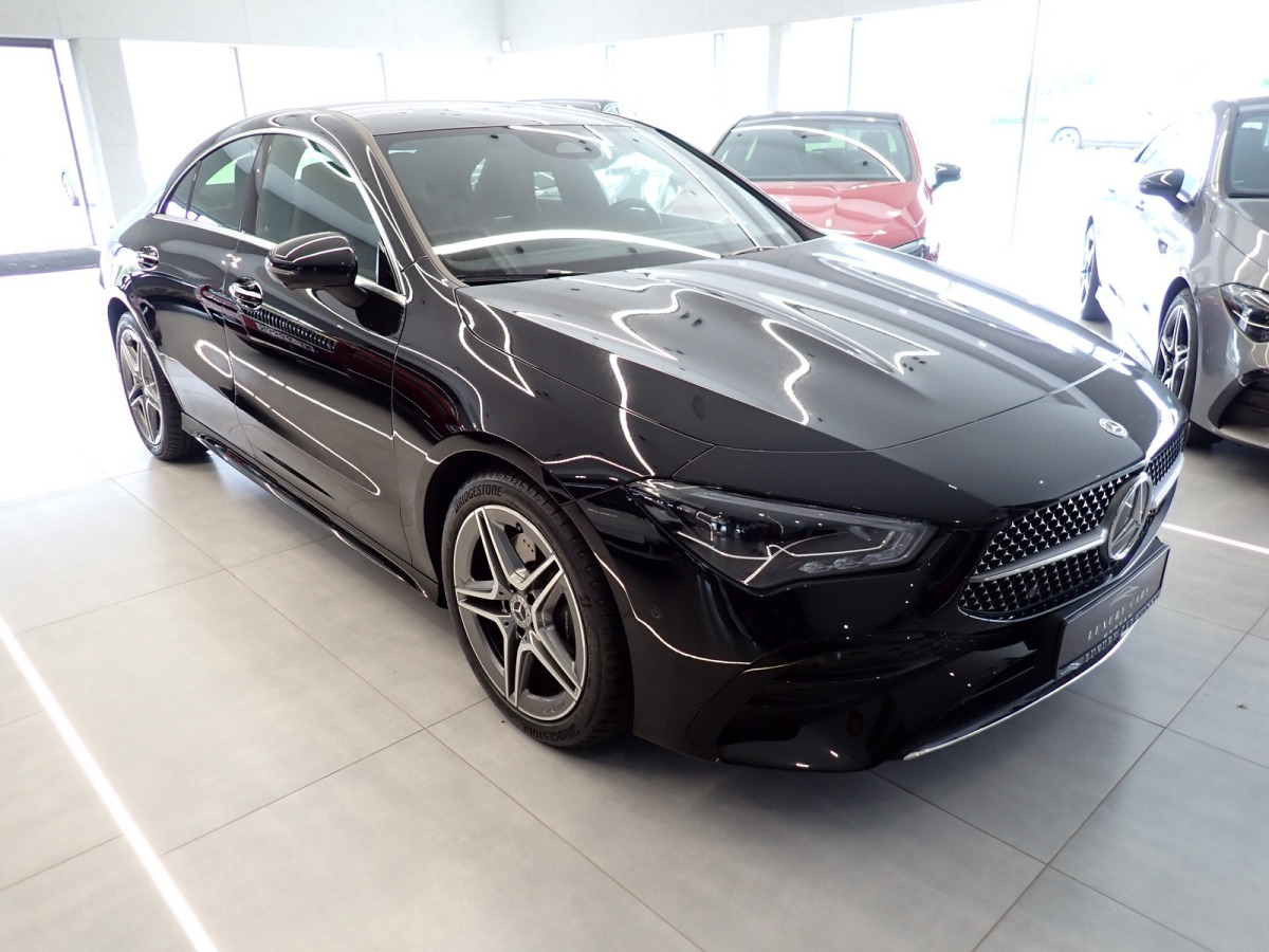 MERCEDES BENZ CLA 200 SEDAN - Berline: photos 1 MERCEDES BENZ CLA 200 SEDAN - Berline: photos 1