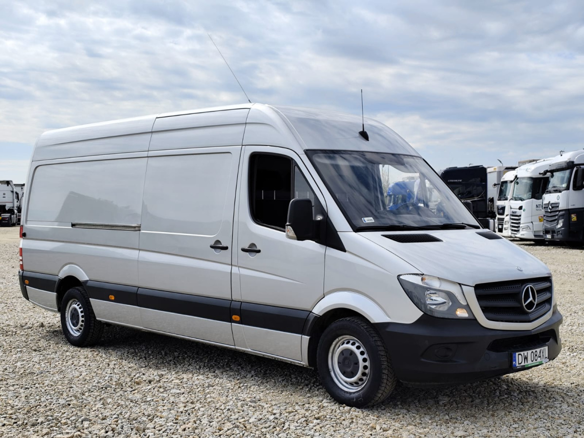MERCEDES BENZ SPRINTER FURGON BLASZAK - Fourgon utilitaire: photos 1 MERCEDES BENZ SPRINTER FURGON BLASZAK - Fourgon utilitaire: photos 1