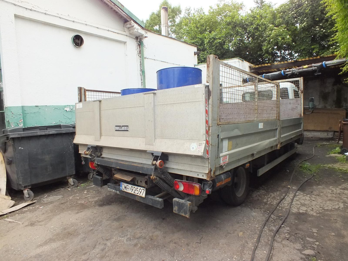 MITSUBISHI CANTER SKRZYNIA - Camion plateau: photos 3 MITSUBISHI CANTER SKRZYNIA - Camion plateau: photos 3