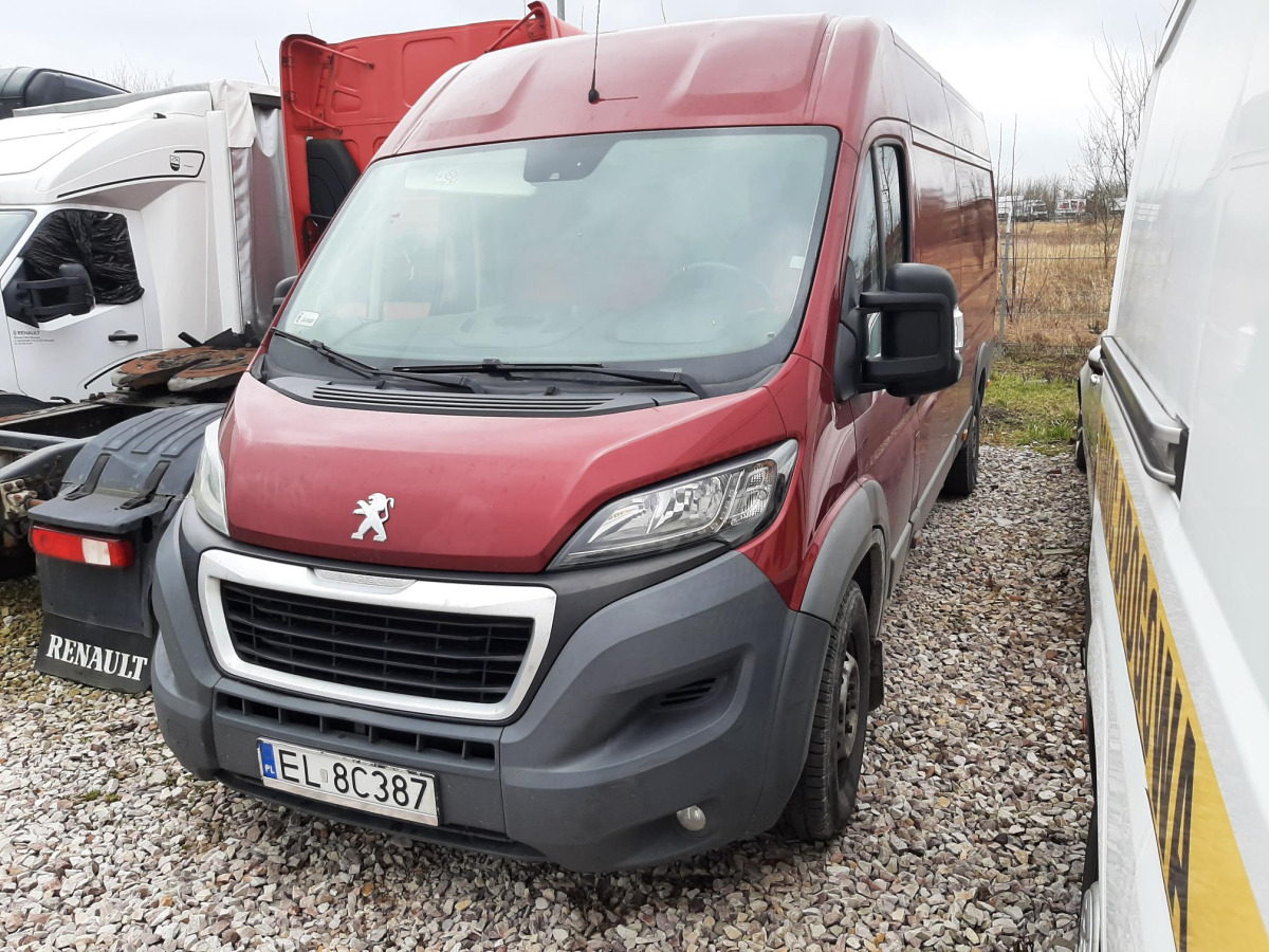 PEUGEOT BOXER FURGON BLASZAK - Fourgon utilitaire: photos 2 PEUGEOT BOXER FURGON BLASZAK - Fourgon utilitaire: photos 2