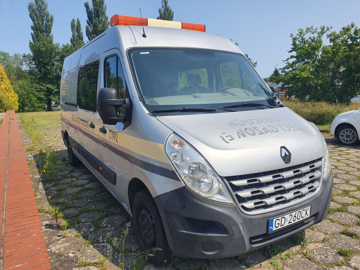 RENAULT MASTER BRYGADÓWKA - Utilitaire double cabine: photos 1 RENAULT MASTER BRYGADÓWKA - Utilitaire double cabine: photos 1