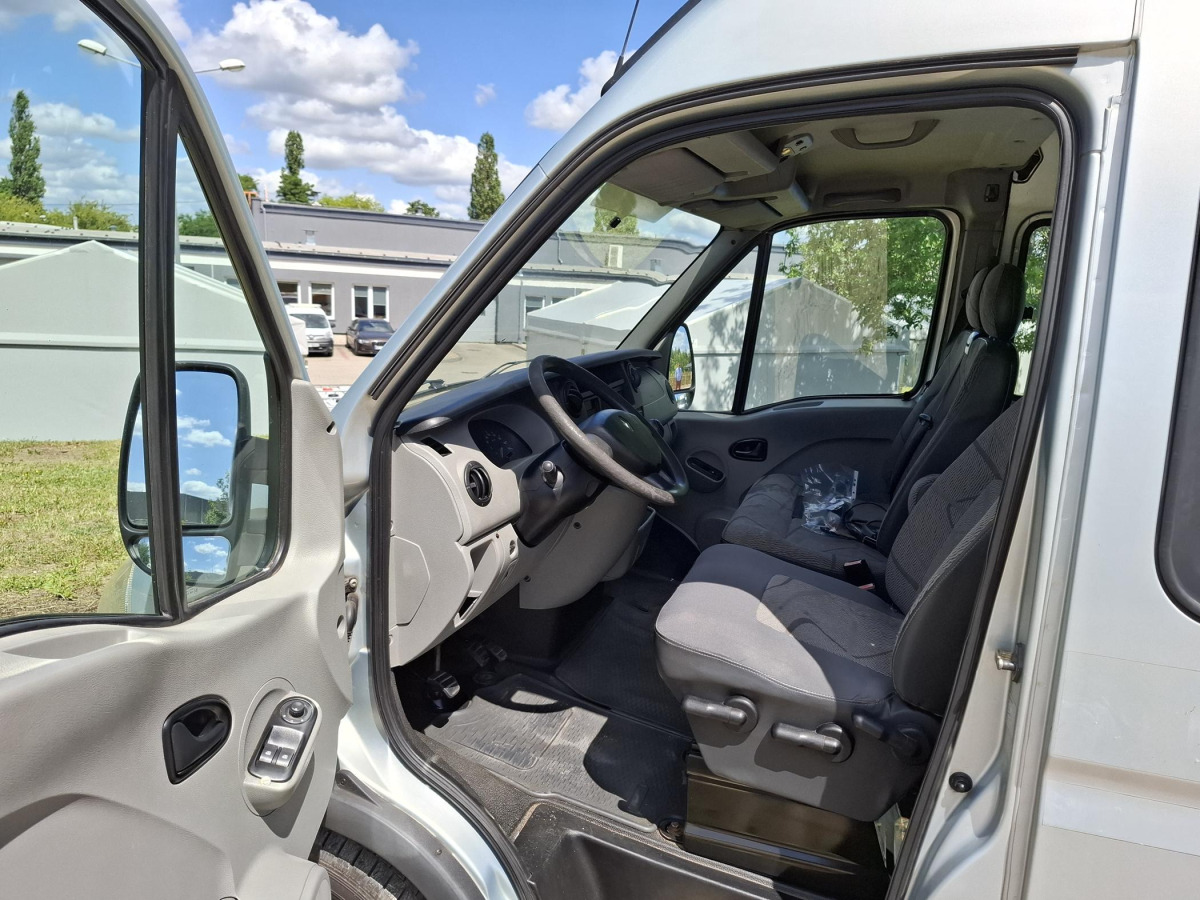 RENAULT MASTER BRYGADÓWKA - Utilitaire double cabine: photos 5 RENAULT MASTER BRYGADÓWKA - Utilitaire double cabine: photos 5