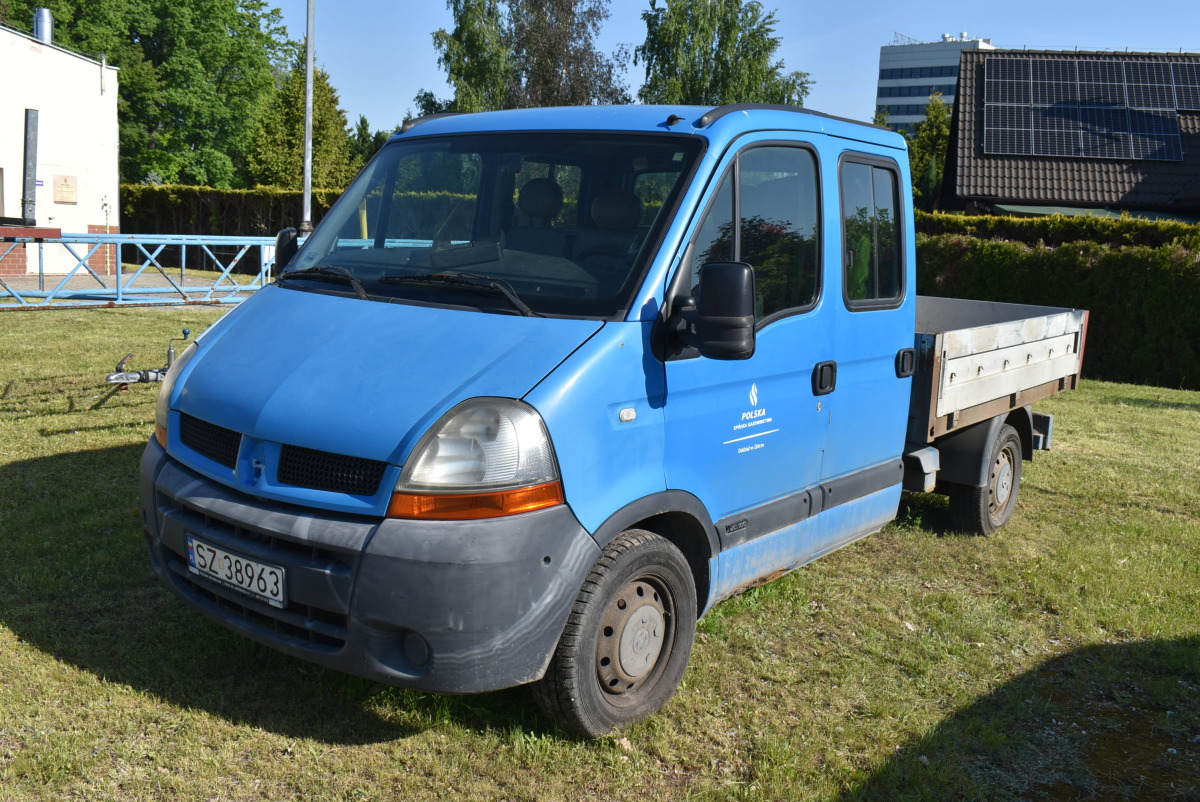 RENAULT MASTER SKRZYNIA - Fourgon plateau, Utilitaire double cabine: photos 2 RENAULT MASTER SKRZYNIA - Fourgon plateau, Utilitaire double cabine: photos 2