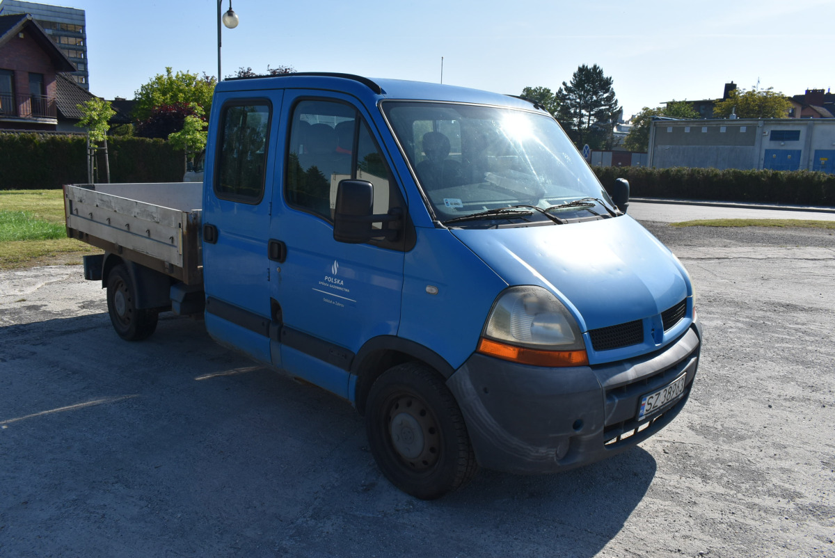RENAULT MASTER SKRZYNIA - Fourgon plateau, Utilitaire double cabine: photos 1 RENAULT MASTER SKRZYNIA - Fourgon plateau, Utilitaire double cabine: photos 1