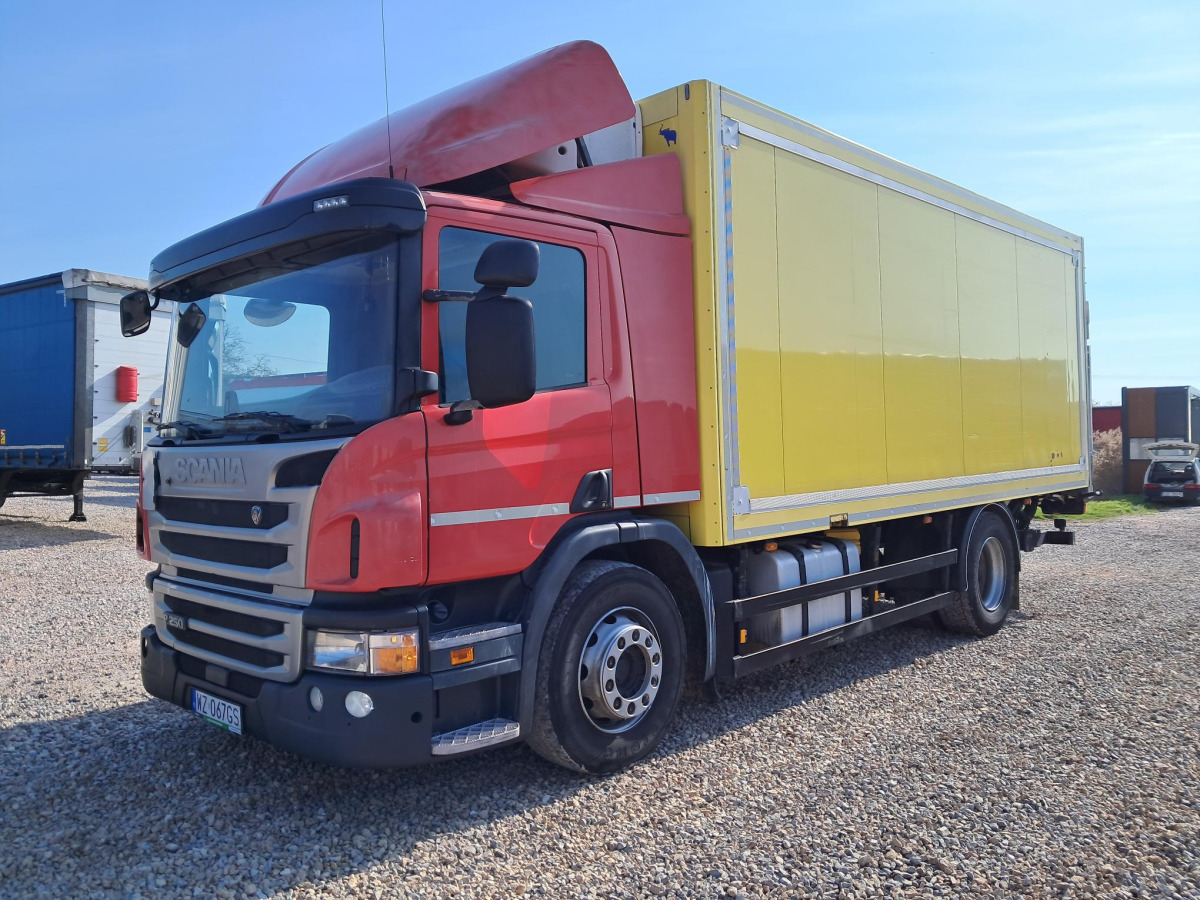 SCANIA P250 CHŁODNIA - Camion frigorifique: photos 3 SCANIA P250 CHŁODNIA - Camion frigorifique: photos 3