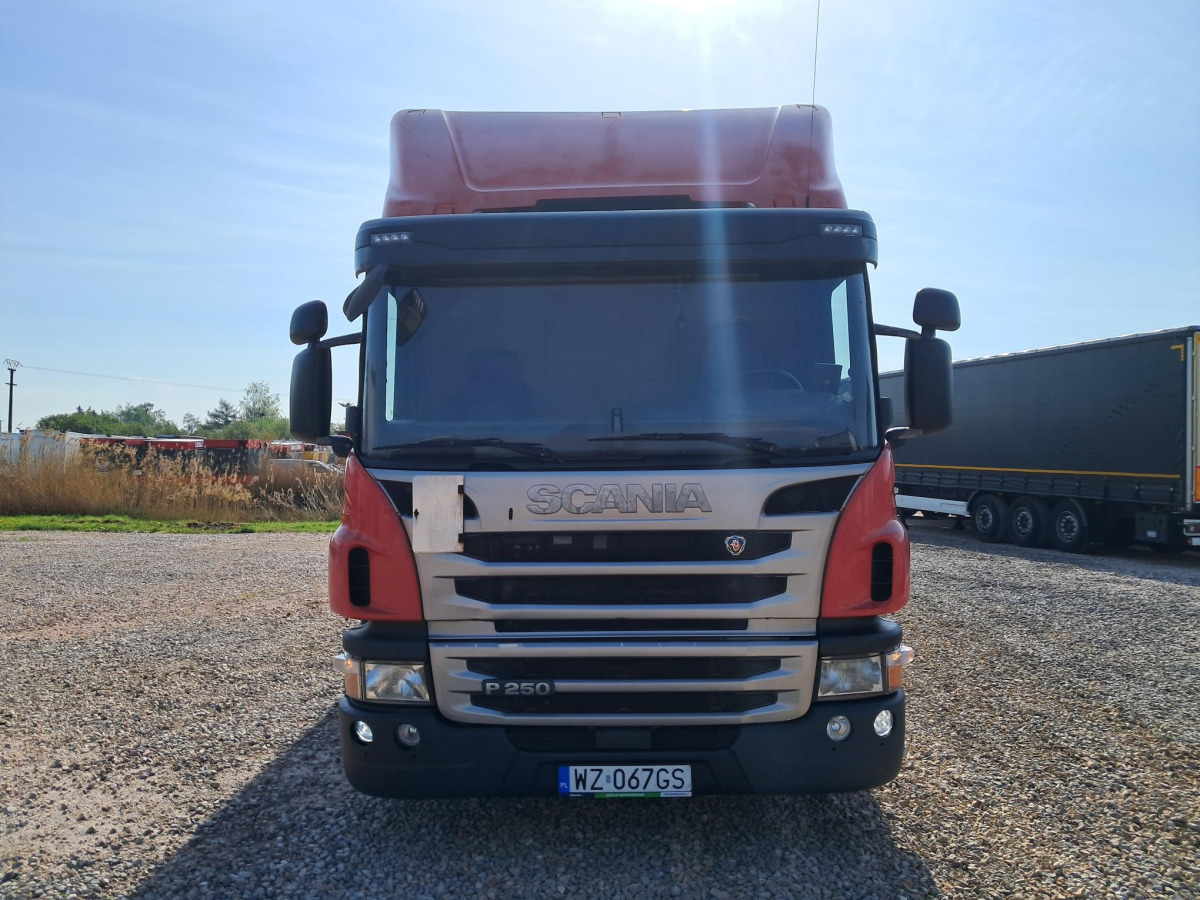 SCANIA P250 CHŁODNIA - Camion frigorifique: photos 2 SCANIA P250 CHŁODNIA - Camion frigorifique: photos 2