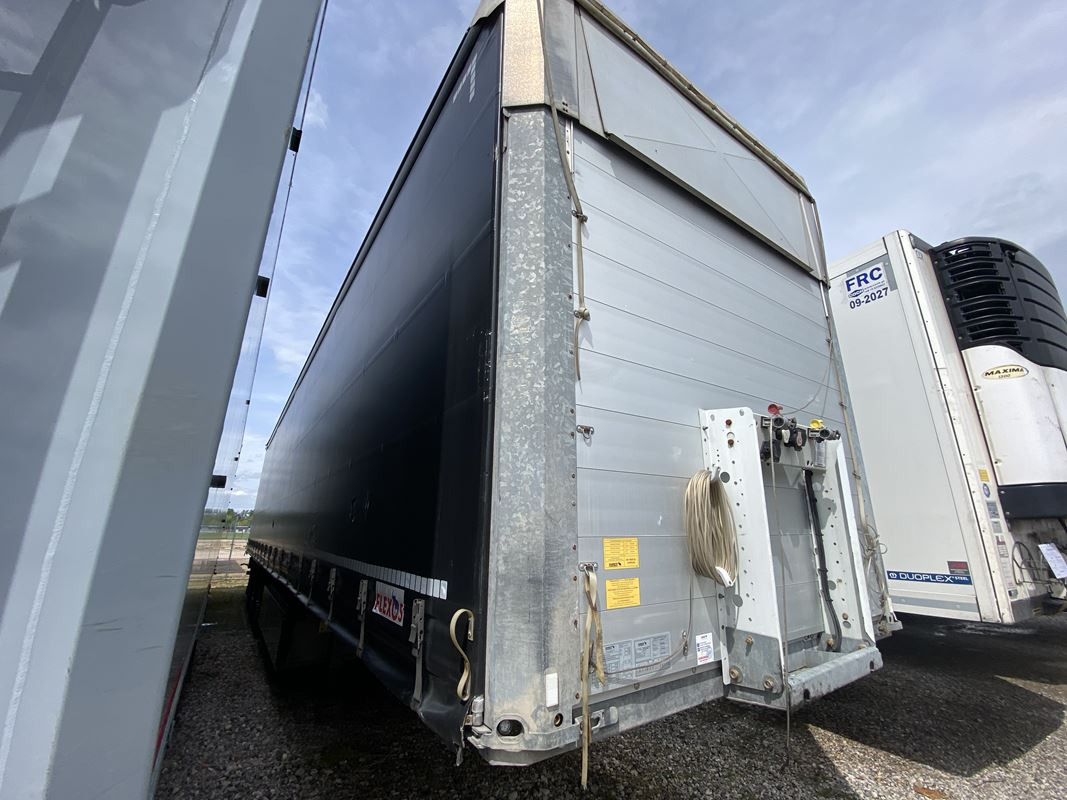 SCHMITZ CARGOBULL SCB S3T FIRANA - Remorque rideaux coulissants: photos 5 SCHMITZ CARGOBULL SCB S3T FIRANA - Remorque rideaux coulissants: photos 5