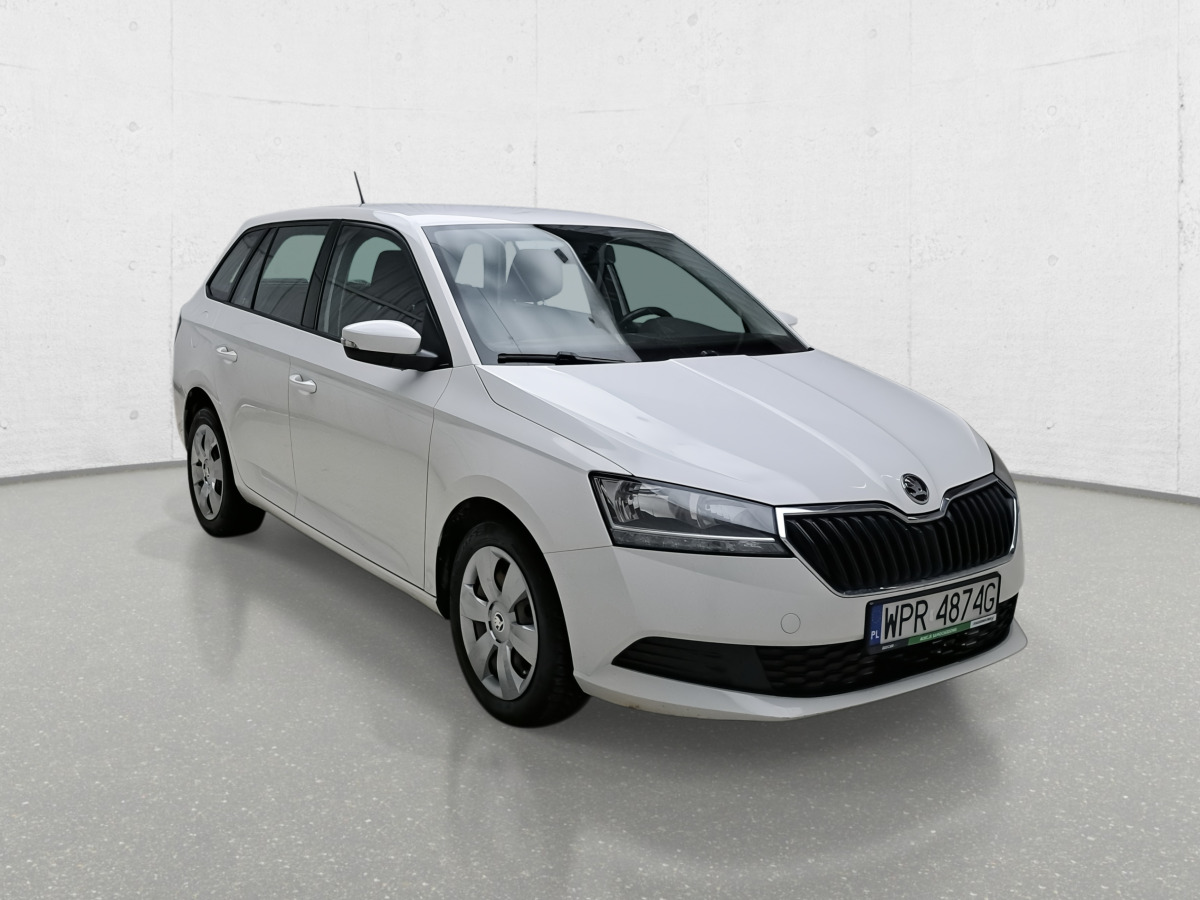 SKODA FABIA HATCHBACK - Voiture: photos 1 SKODA FABIA HATCHBACK - Voiture: photos 1