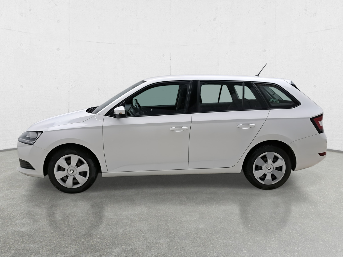 SKODA FABIA HATCHBACK - Voiture: photos 5 SKODA FABIA HATCHBACK - Voiture: photos 5