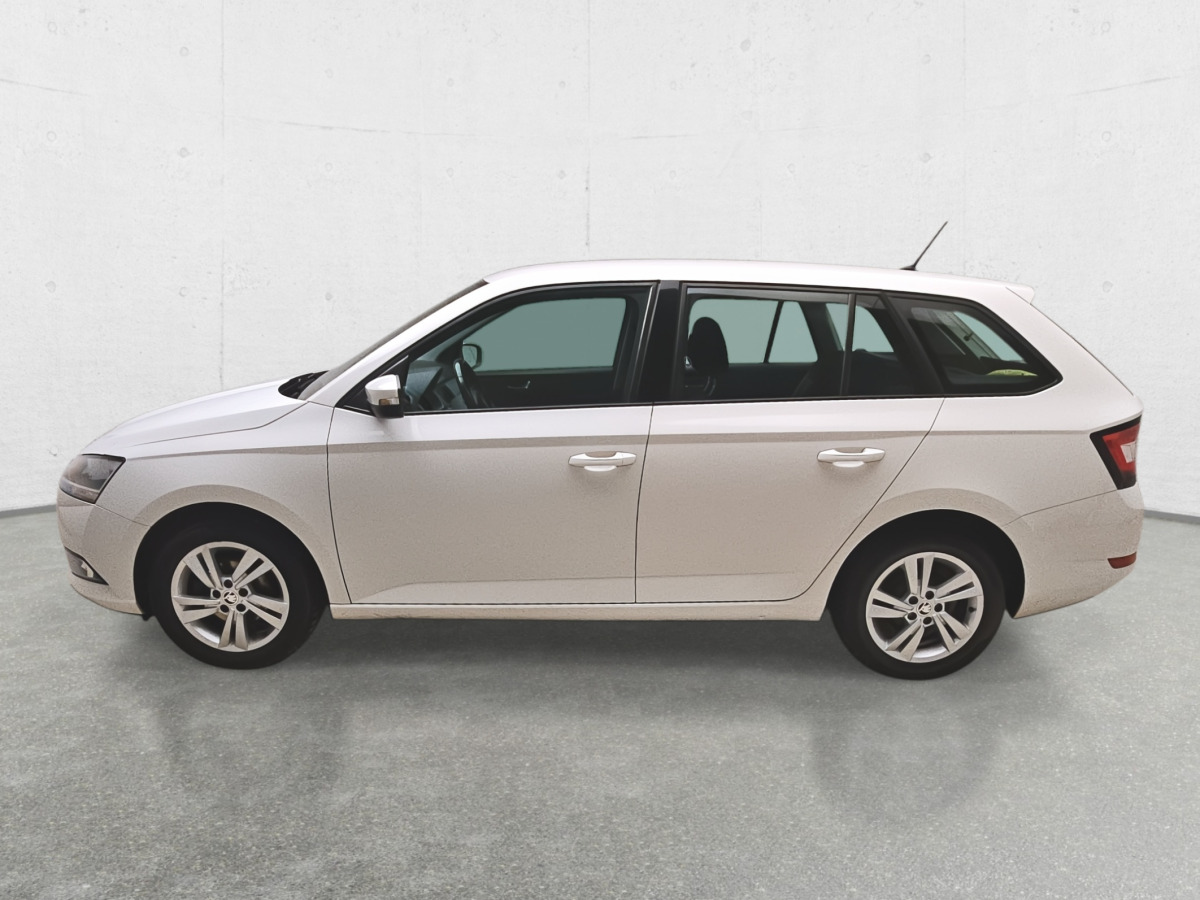 SKODA FABIA KOMBI - Voiture: photos 5 SKODA FABIA KOMBI - Voiture: photos 5