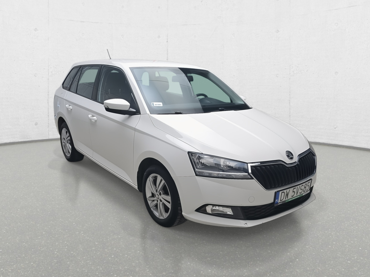 SKODA FABIA KOMBI - Voiture: photos 2 SKODA FABIA KOMBI - Voiture: photos 2