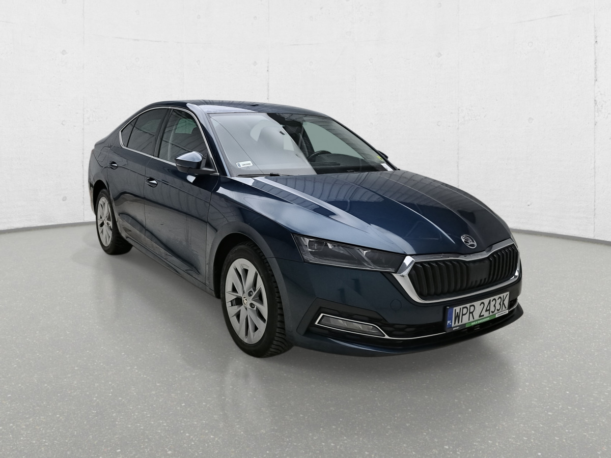 SKODA OCTAVIA HATCHBACK - Voiture: photos 2 SKODA OCTAVIA HATCHBACK - Voiture: photos 2