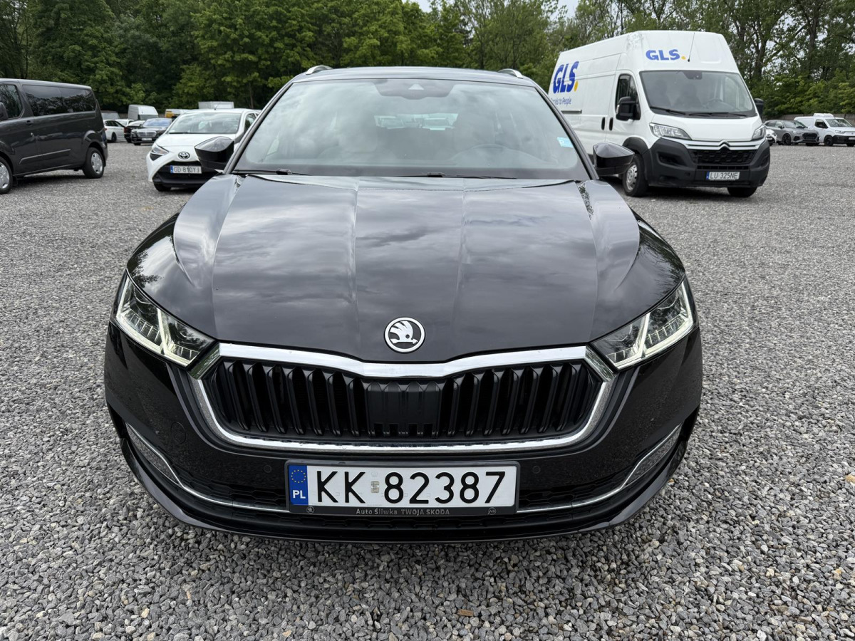 SKODA OCTAVIA IV 2.0 TDI STYL KOMBI - Voiture: photos 2 SKODA OCTAVIA IV 2.0 TDI STYL KOMBI - Voiture: photos 2