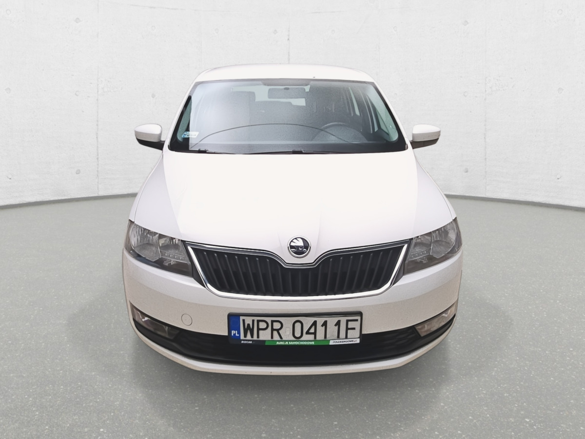 SKODA RAPID KOMBI - Voiture: photos 3 SKODA RAPID KOMBI - Voiture: photos 3