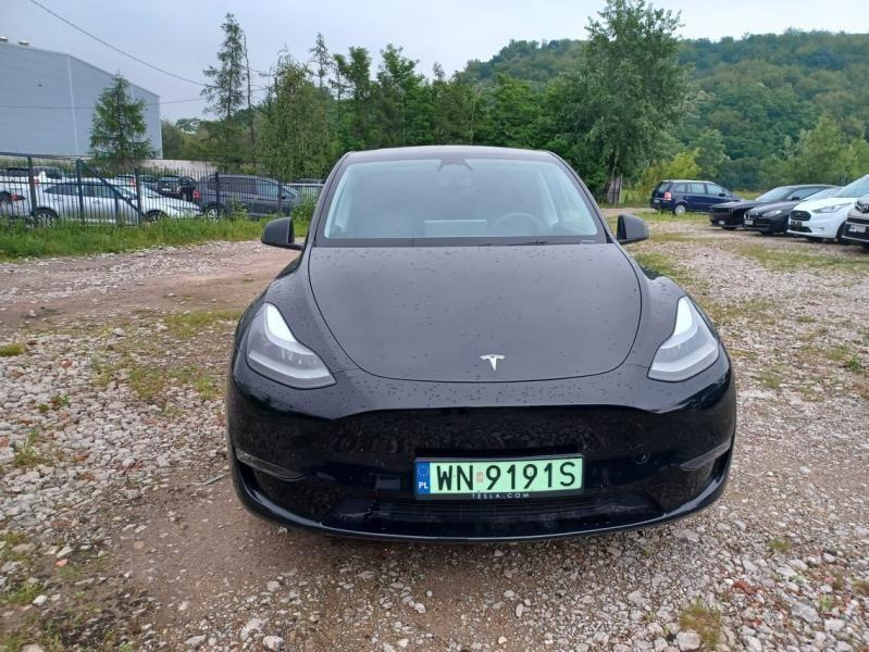TESLA MODEL Y HATCHBACK - Voiture à hayon: photos 2 TESLA MODEL Y HATCHBACK - Voiture à hayon: photos 2
