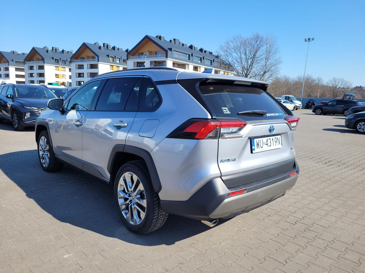 TOYOTA RAV4 SUV - SUV: photos 4 TOYOTA RAV4 SUV - SUV: photos 4