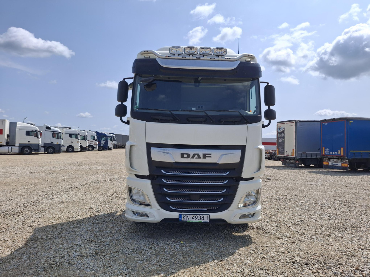DAF XF 450 FT CIĄGNIK SIODŁOWY - Tracteur routier: photos 3 DAF XF 450 FT CIĄGNIK SIODŁOWY - Tracteur routier: photos 3
