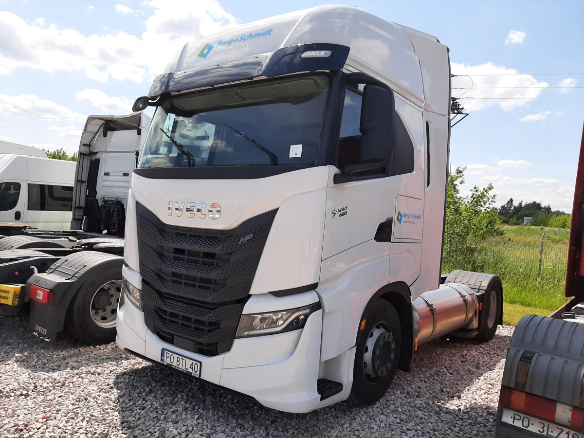 IVECO S-WAY CIĄGNIK SIODŁOWY - Tracteur routier: photos 2 IVECO S-WAY CIĄGNIK SIODŁOWY - Tracteur routier: photos 2