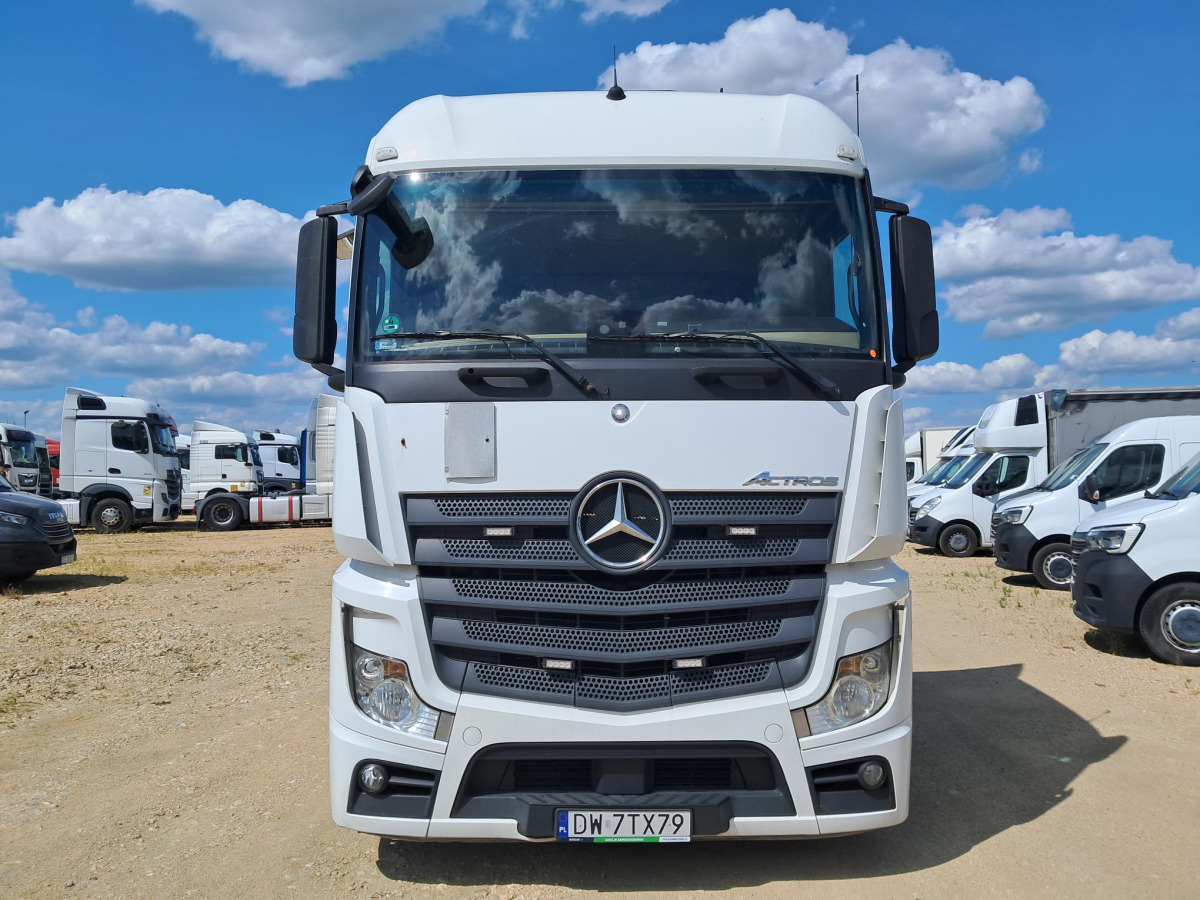 MERCEDES BENZ ACTROS CIĄGNIK SIODŁOWY - Tracteur routier: photos 3 MERCEDES BENZ ACTROS CIĄGNIK SIODŁOWY - Tracteur routier: photos 3