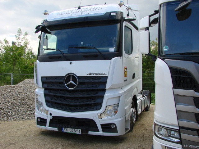 MERCEDES BENZ ACTROS CIĄGNIK SIODŁOWY - Tracteur routier: photos 2 MERCEDES BENZ ACTROS CIĄGNIK SIODŁOWY - Tracteur routier: photos 2
