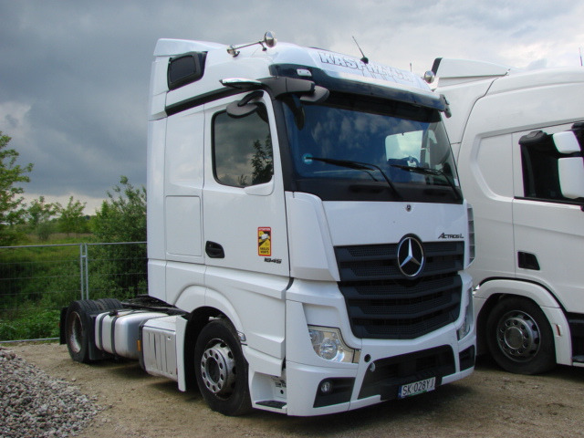 MERCEDES BENZ ACTROS CIĄGNIK SIODŁOWY - Tracteur routier: photos 1 MERCEDES BENZ ACTROS CIĄGNIK SIODŁOWY - Tracteur routier: photos 1