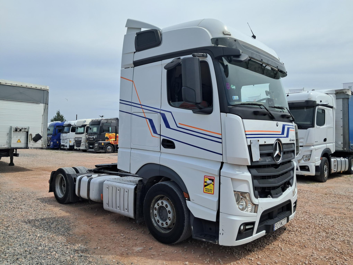 MERCEDES BENZ ACTROS CIĄGNIK SIODŁOWY - Tracteur routier: photos 1 MERCEDES BENZ ACTROS CIĄGNIK SIODŁOWY - Tracteur routier: photos 1