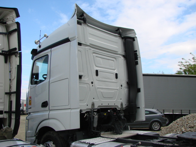 MERCEDES BENZ ACTROS CIĄGNIK SIODŁOWY - Tracteur routier: photos 5 MERCEDES BENZ ACTROS CIĄGNIK SIODŁOWY - Tracteur routier: photos 5