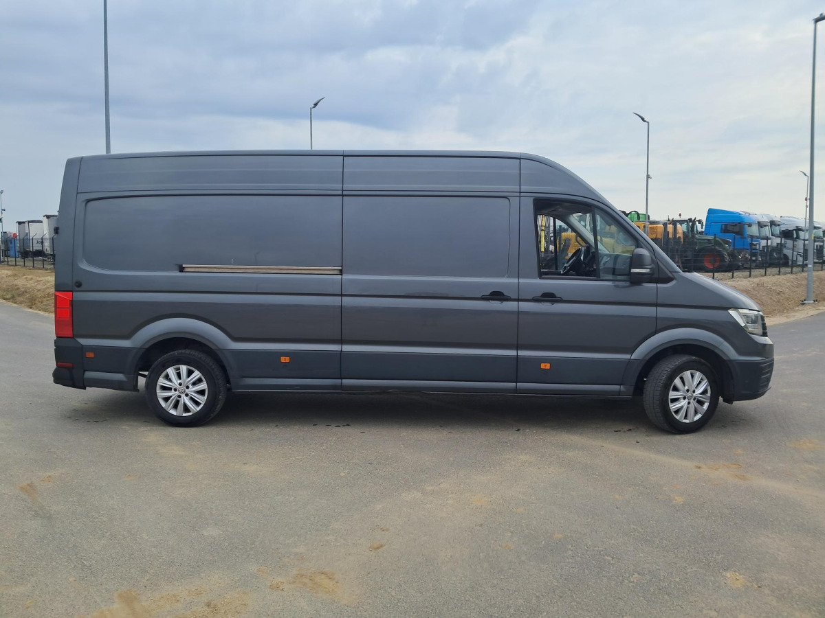VOLKSWAGEN CRAFTER FURGON BLASZAK - Fourgon utilitaire: photos 4 VOLKSWAGEN CRAFTER FURGON BLASZAK - Fourgon utilitaire: photos 4