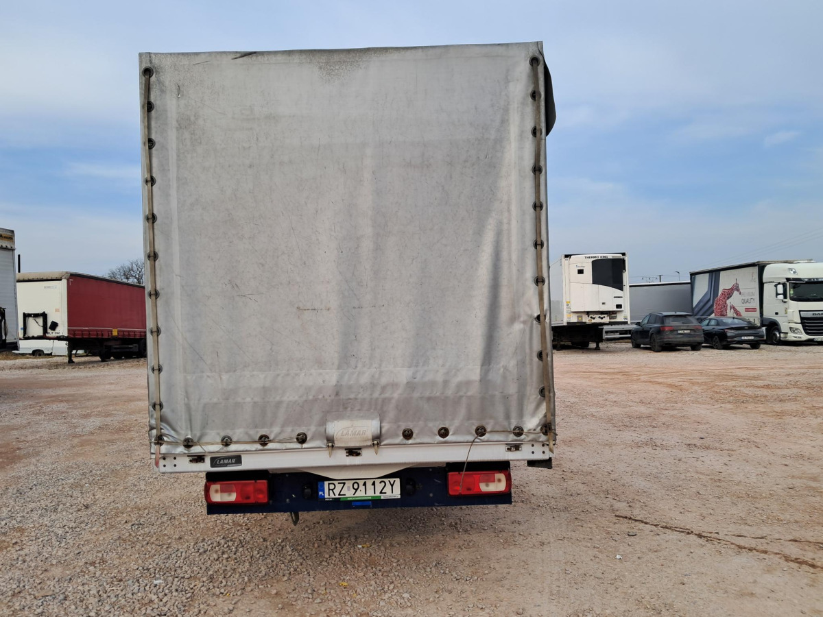 VOLKSWAGEN CRAFTER PLANDEKA - Véhicule utilitaire plateau baché: photos 4 VOLKSWAGEN CRAFTER PLANDEKA - Véhicule utilitaire plateau baché: photos 4